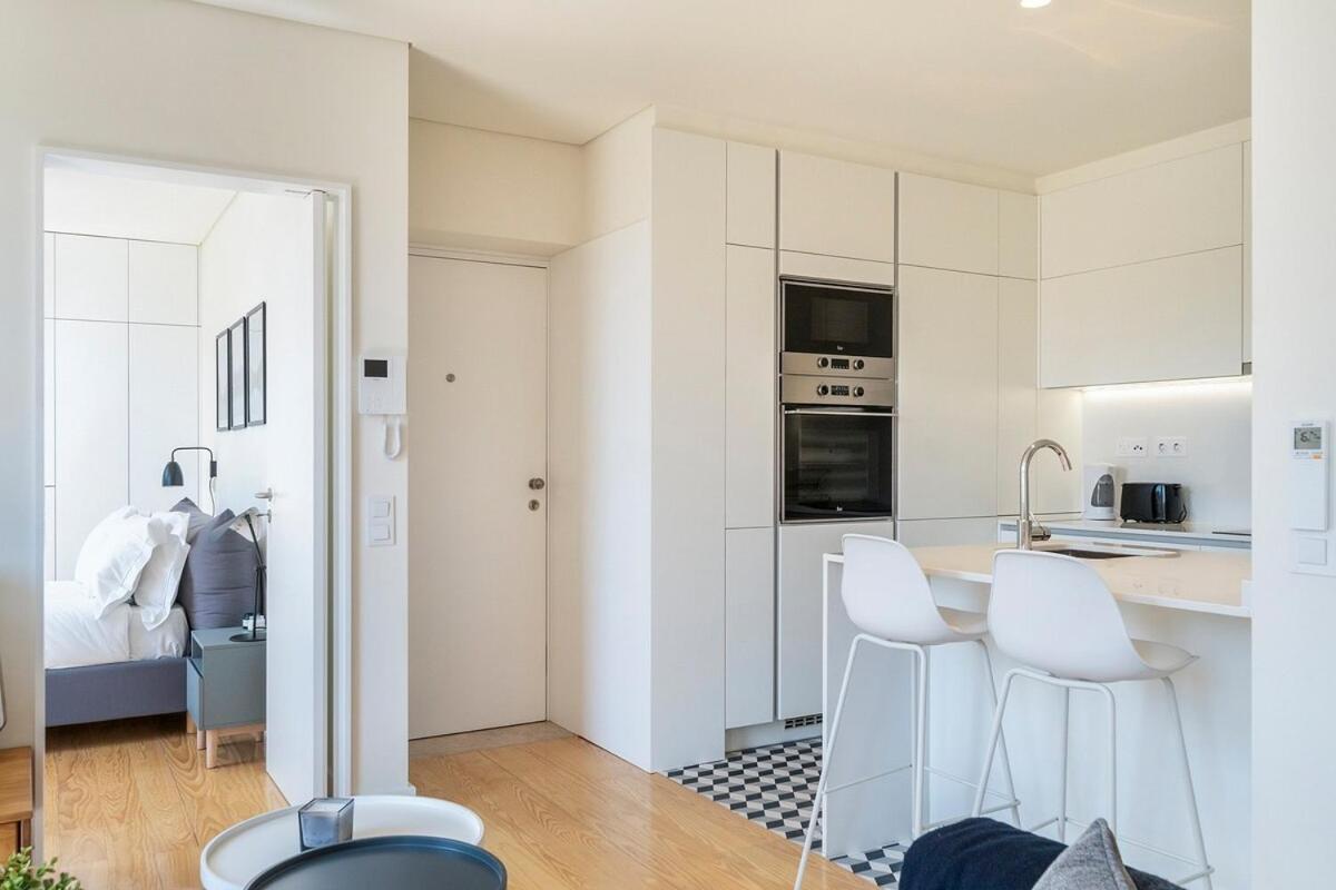 Modern 1 Bedroom Lisbon Apartment With Balcony Екстер'єр фото