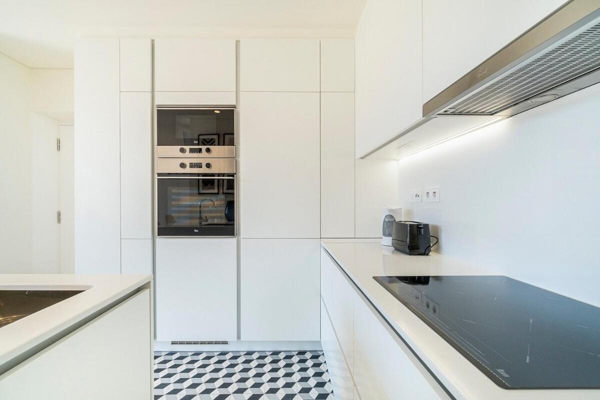 Modern 1 Bedroom Lisbon Apartment With Balcony Екстер'єр фото