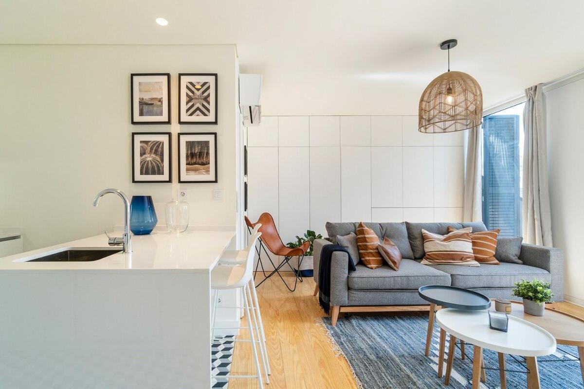 Modern 1 Bedroom Lisbon Apartment With Balcony Екстер'єр фото
